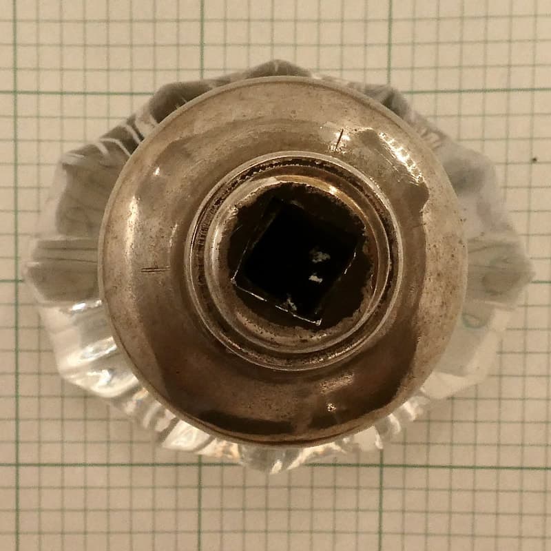G Oval102